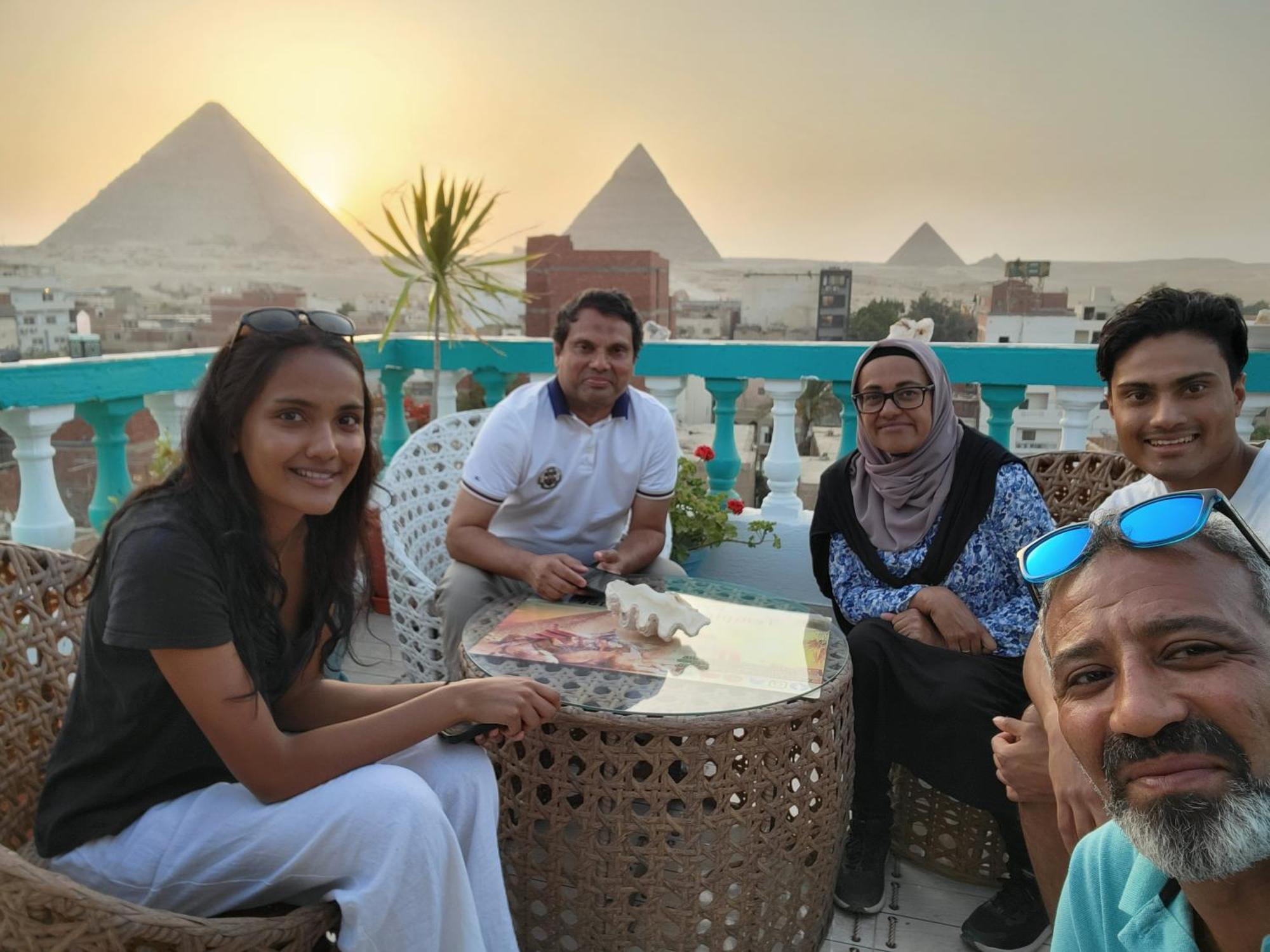 Pyramids Temple Guest House Kafrat al Jabal Exterior photo