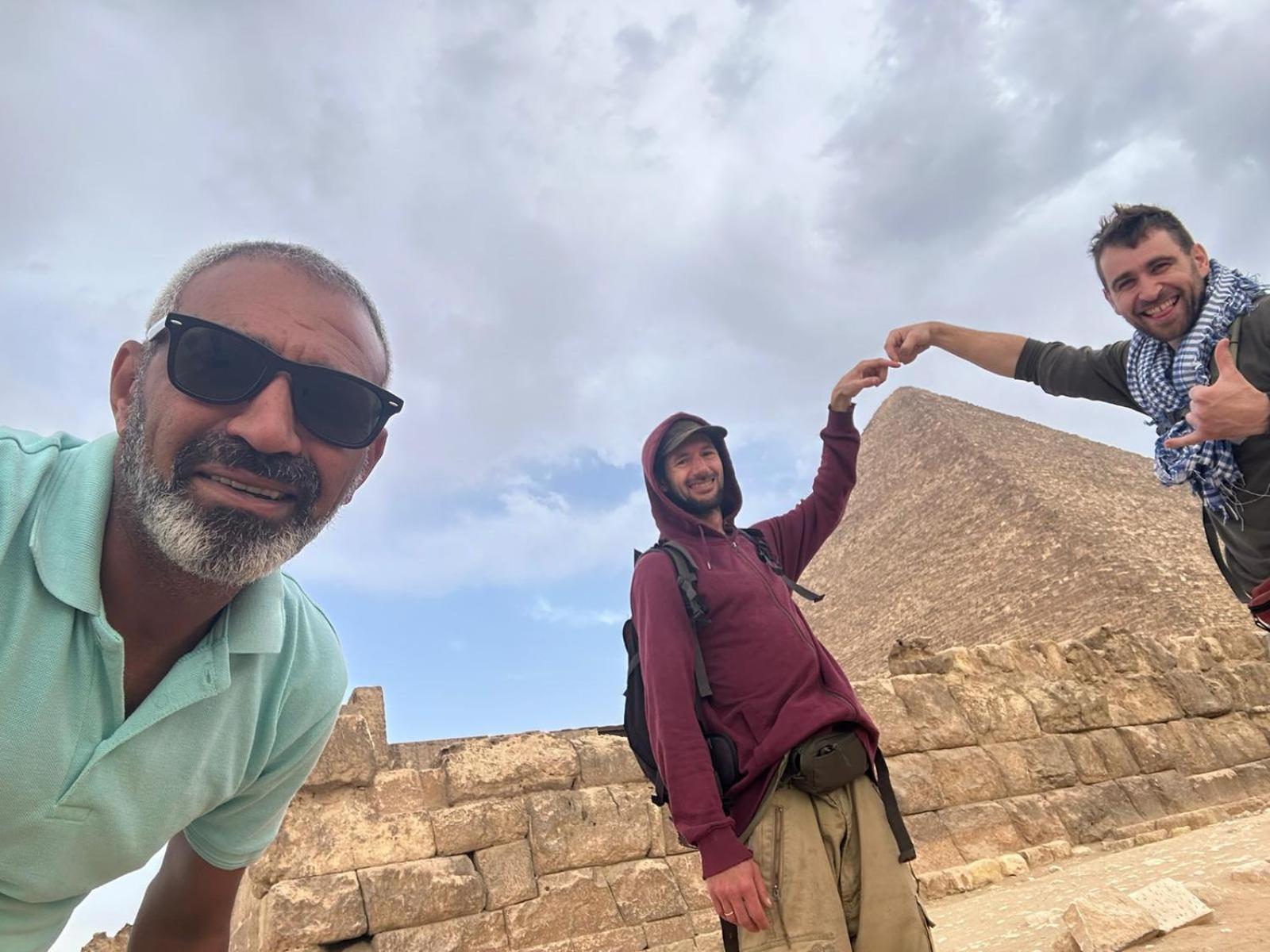 Pyramids Temple Guest House Kafrat al Jabal Exterior photo